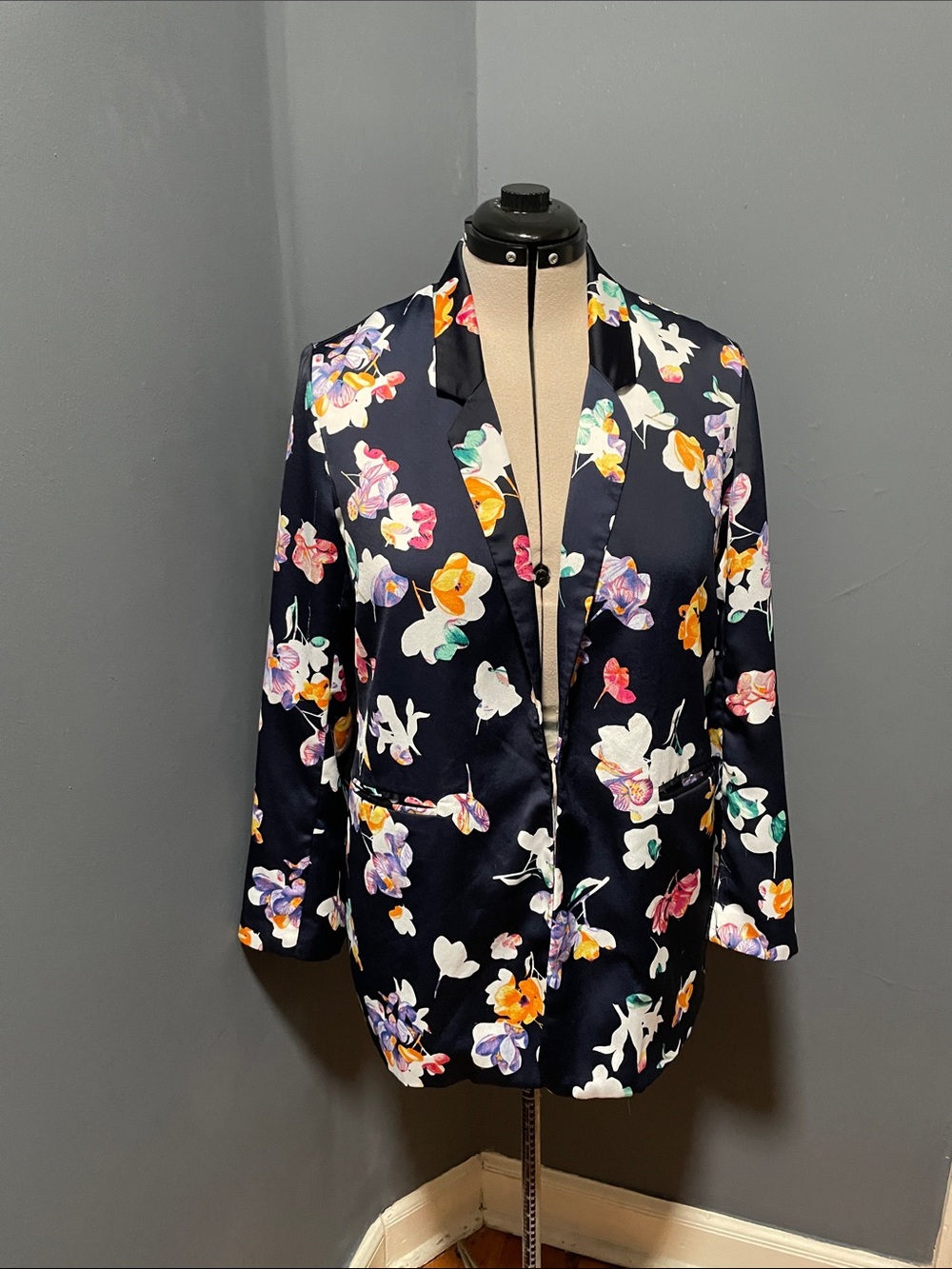 a new day Navy Floral Satin Blazer with Multicolor Blooms Size-Large